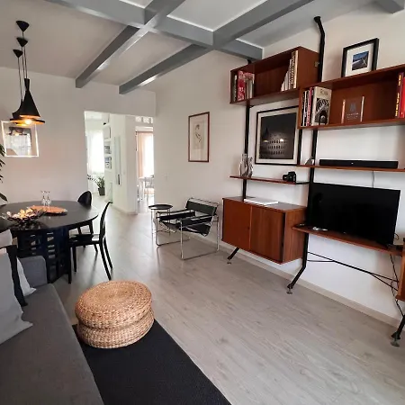 Loft29 Design Near The Vatican Apartment